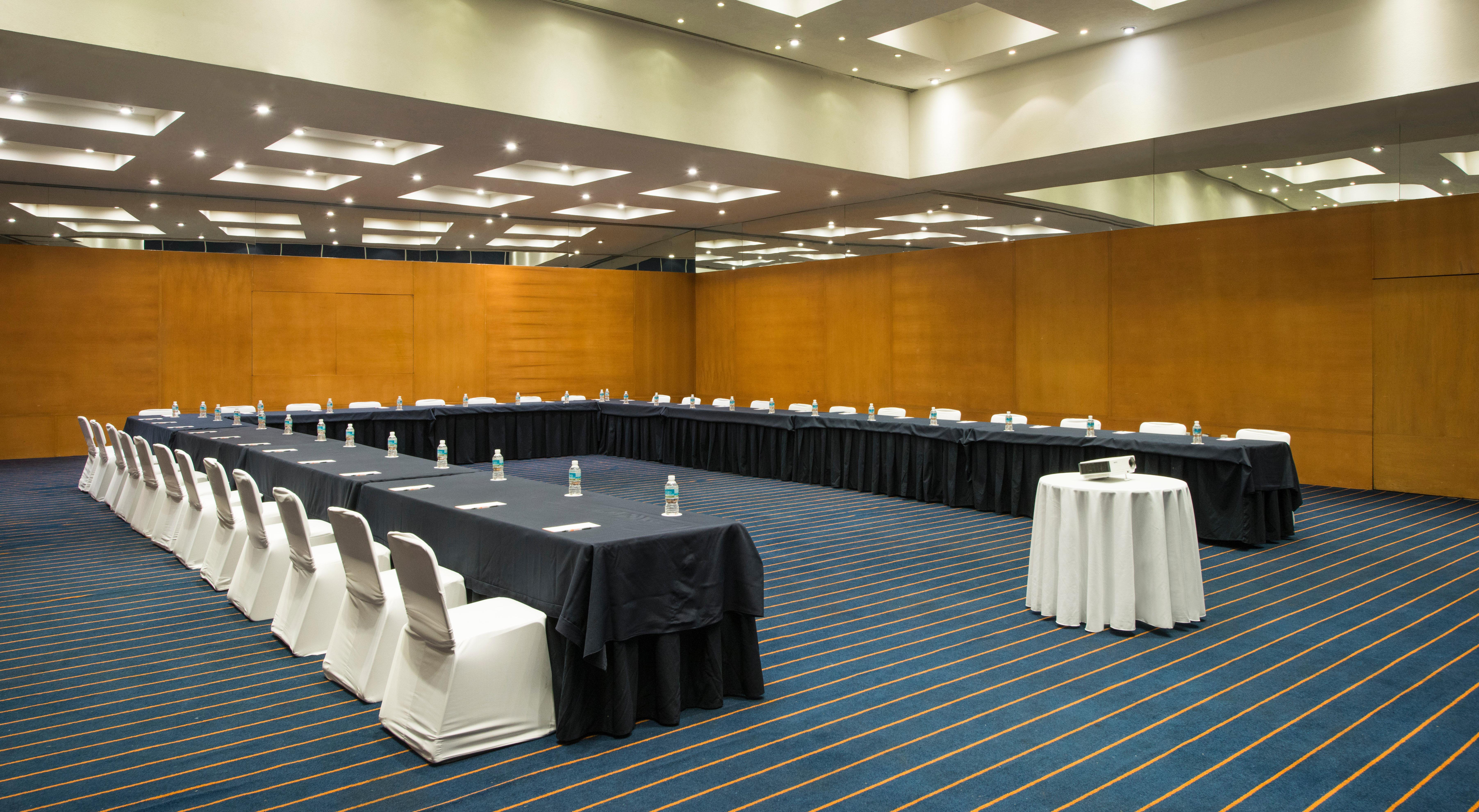 Real Inn Torreón מראה חיצוני תמונה